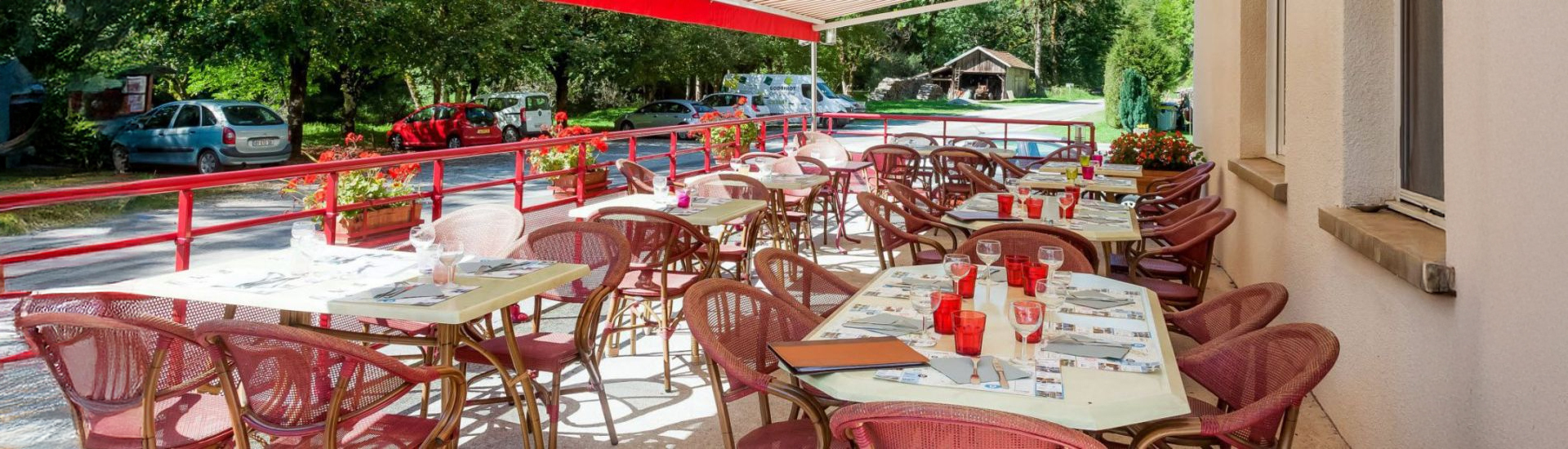 Terasse-hotel-Restaurant-Gigot.jpg